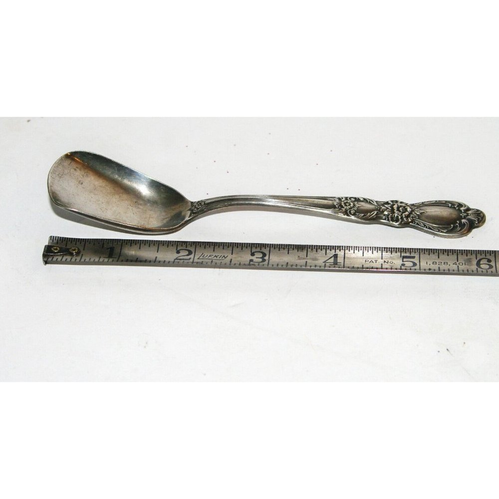 1847 Rogers Bros. Heritage Pattern Sugar Spoon vtg